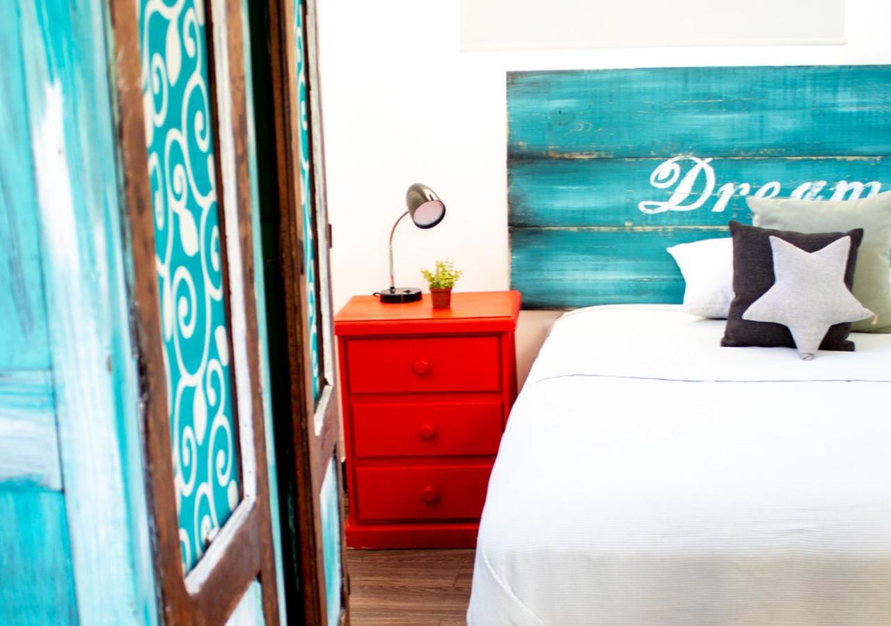 La Casa Del Barrio Hotel Монтерей Екстериор снимка